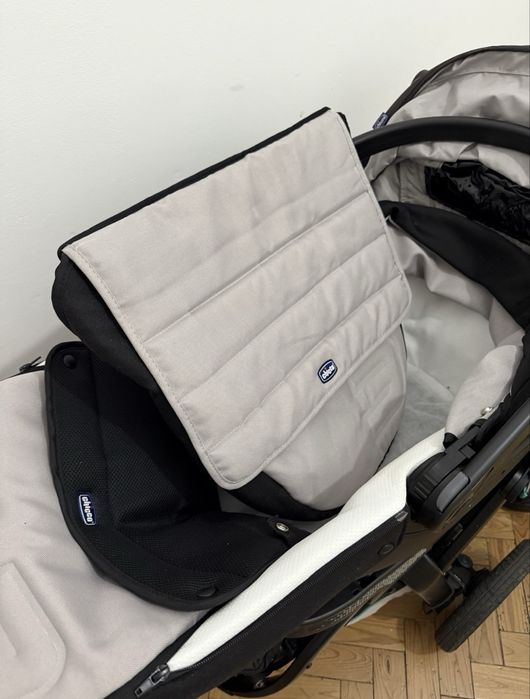 Berço + Carrinho trio + Banheira