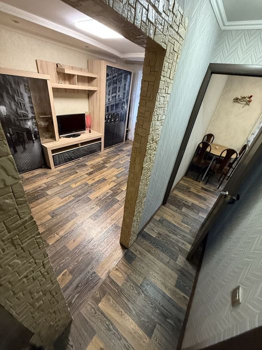 Здам 1к квартиру внизу пр Олександра Поля (Кірова)