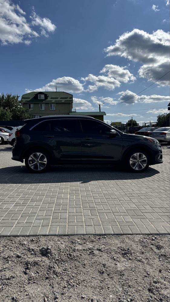 Електричний KIA NIRO КІА НІРО 2022 р 64кВт 450 запас ходу