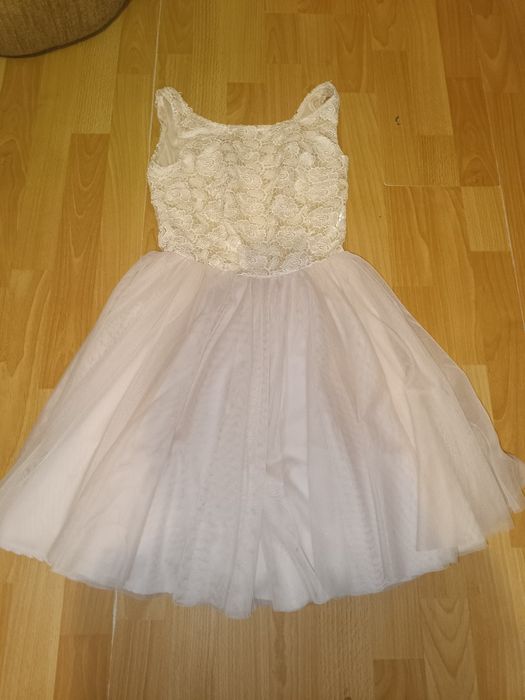 Sukienka rozkloszowana XS