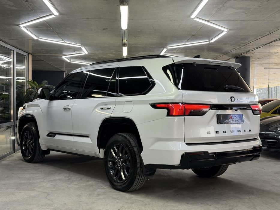 Toyota Sequoia Platinum