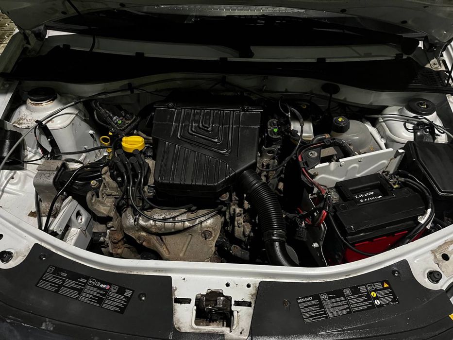 Продам рено логан 2012 рік