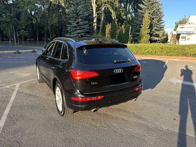 Audi Q5 2015 2.0 бензин Quattro