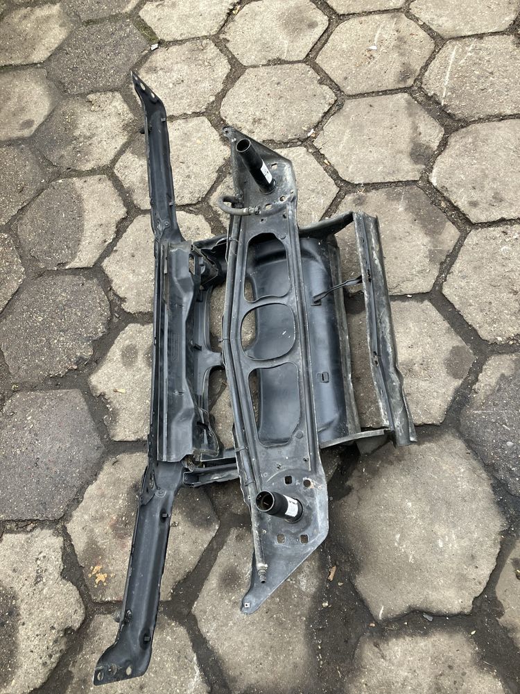 BMW E46 - pas przedni wzmocnienie przód