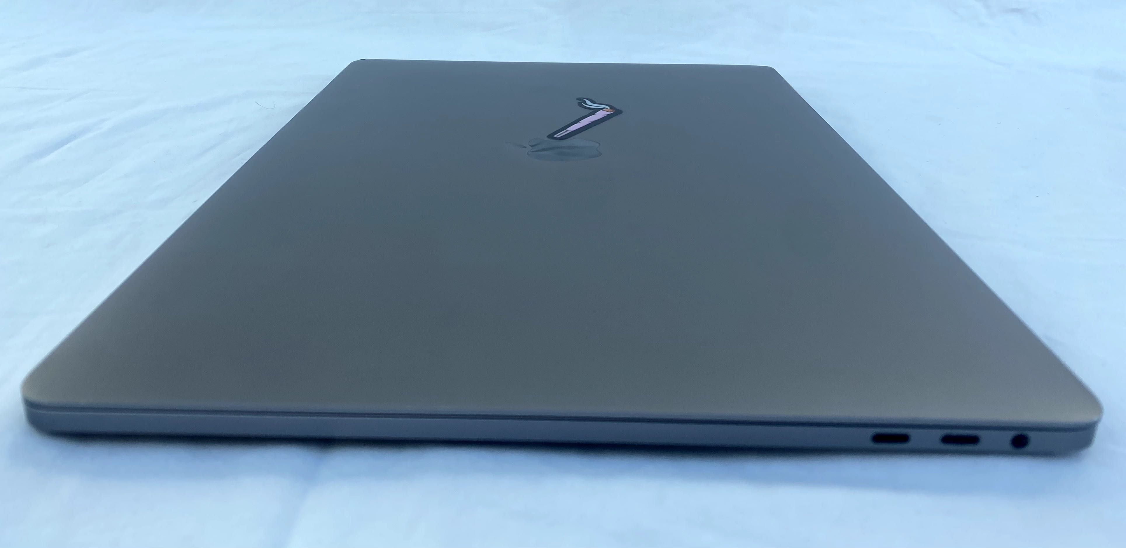 Macbook PRO 15 2016 i7 2,6 GHz SSD 256 GB 16 GB RAM 2,6 GHz Radeon Pro