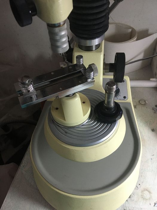 Фрезерний станок Бредент