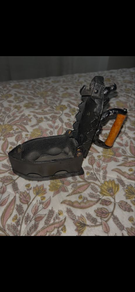 Ferro de passar antigo(Vintage)