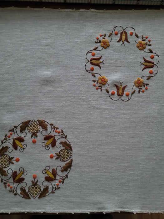 Serweta haftowana BJ-10