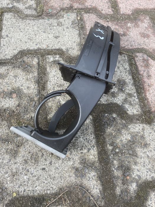 Uchwyt Na Kubek Napoj BMW E83 X3 Europa