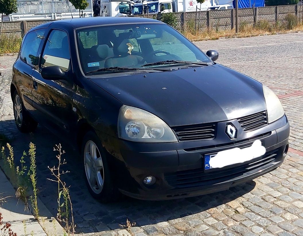 Renault Clio  04rok Klima lub  W calosci na czesci