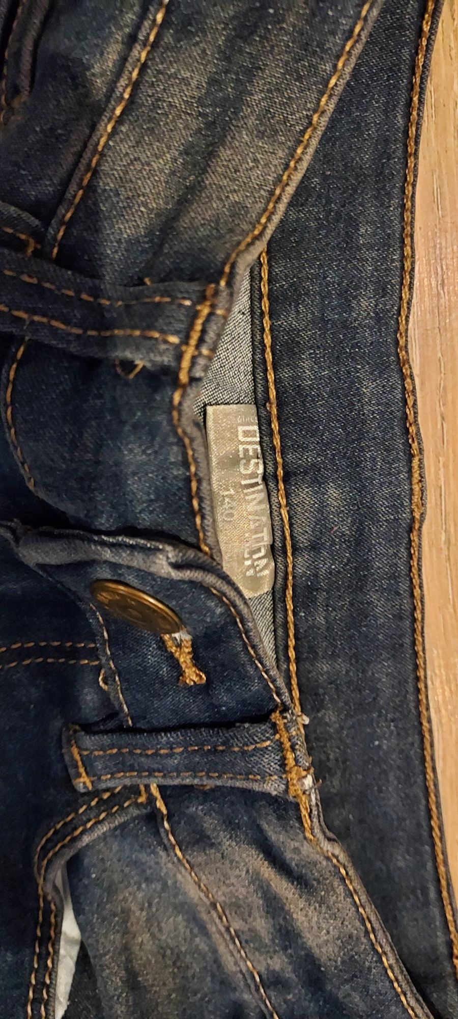 Spodnie jeansowe dziewczęce 134-140cm