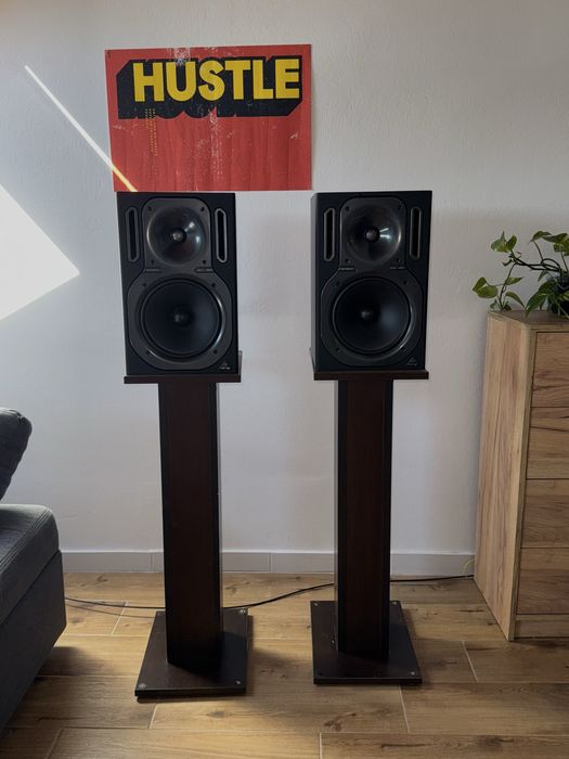 Студійні монітори Behringer TRUTH B2031A/B2030A 8дюйм