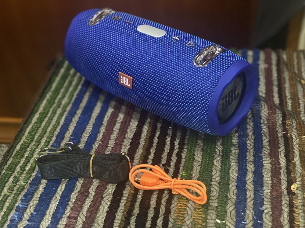 Coluna de musica tipo jbl