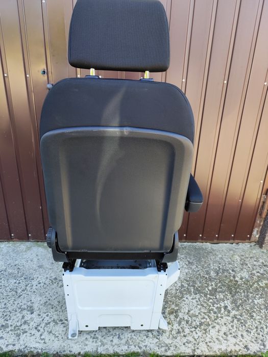 Сидіння водія Мерседес Спрінтер, Sprinter 907-910