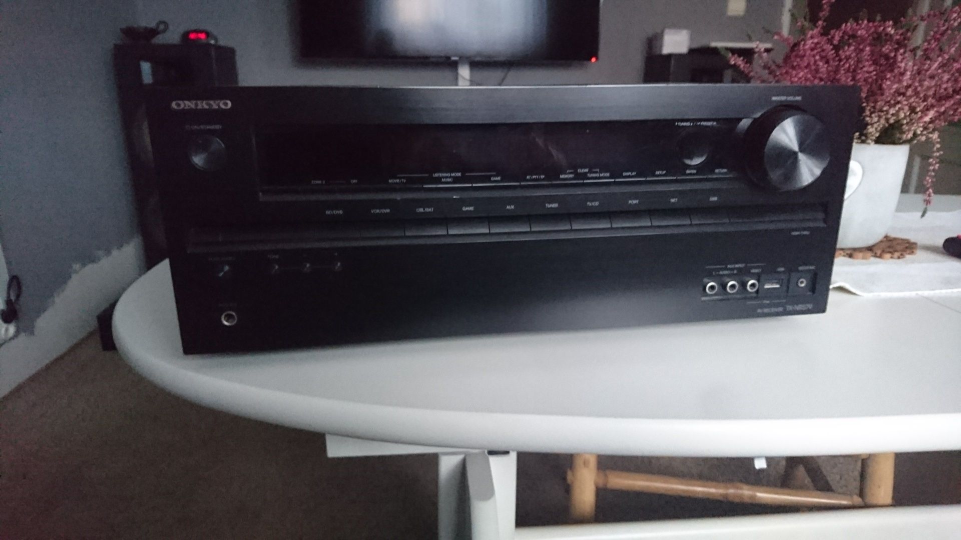 Amplituner ONKYO