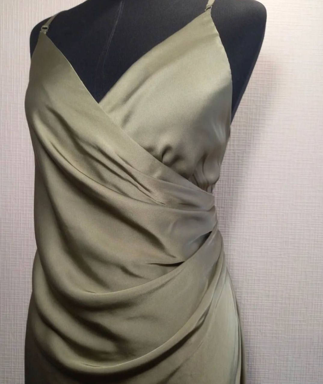 Сукні жіночі (оливковий колір та світло бірюзовий)