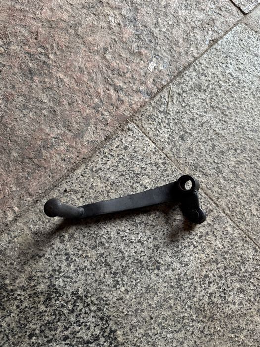 Лапка перемикання передач