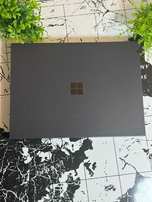 Microsoft Surface Pro Snapdragon X Plus  *NOVO*Selado*