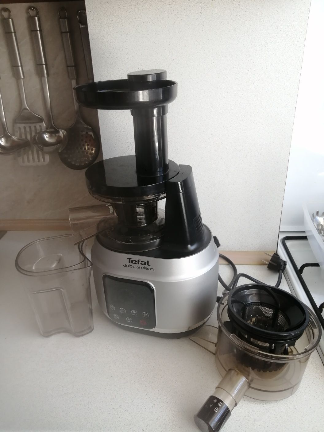 Соковыжималка шнековая Tefal ZC420E38