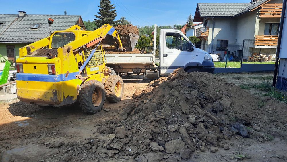 Wywóz Ziemi, Wywóz Gruzu Załadunek i Transport Równanie Terenu