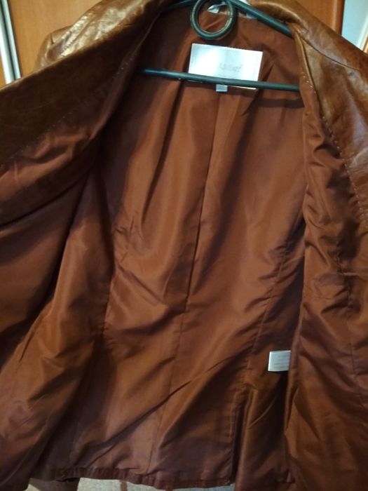 Пиджак из натуральной кожи женский!!