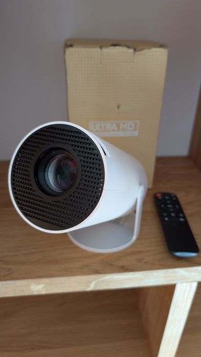 Mini projektor multimedialny HDMI USB jak Magcubic