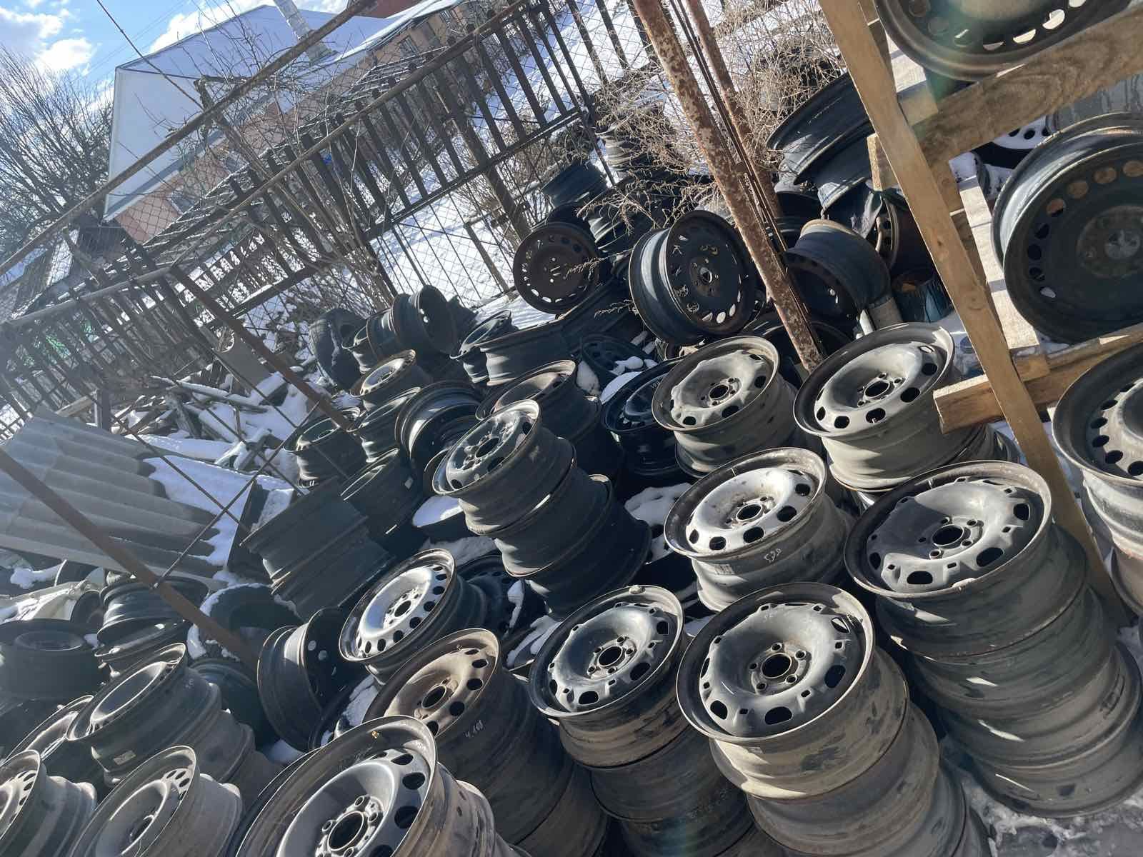 шини БУ 215/50 R 17