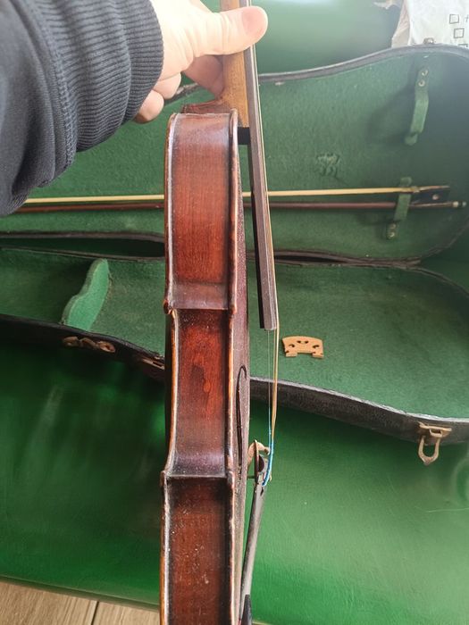 Skrzypce antonius stradivarius cremonensis faciebat anno 1725