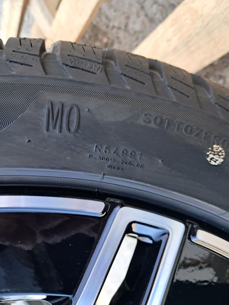 Komplet nowe koła zimowe mercedes AMG c-klasa w206 225/45r18 MO