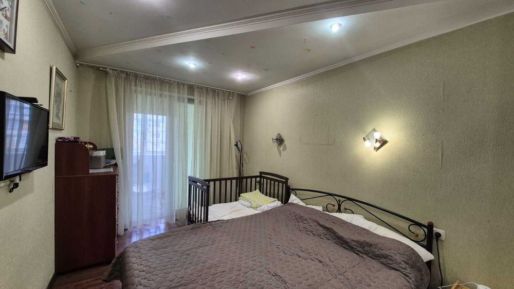 *Продаж 3х кімнатної квартири по пр.Юбилейному, Хортицький район