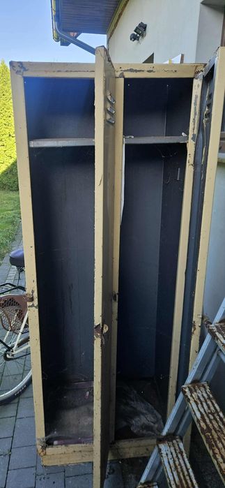 Sprzedam szafkę BHP