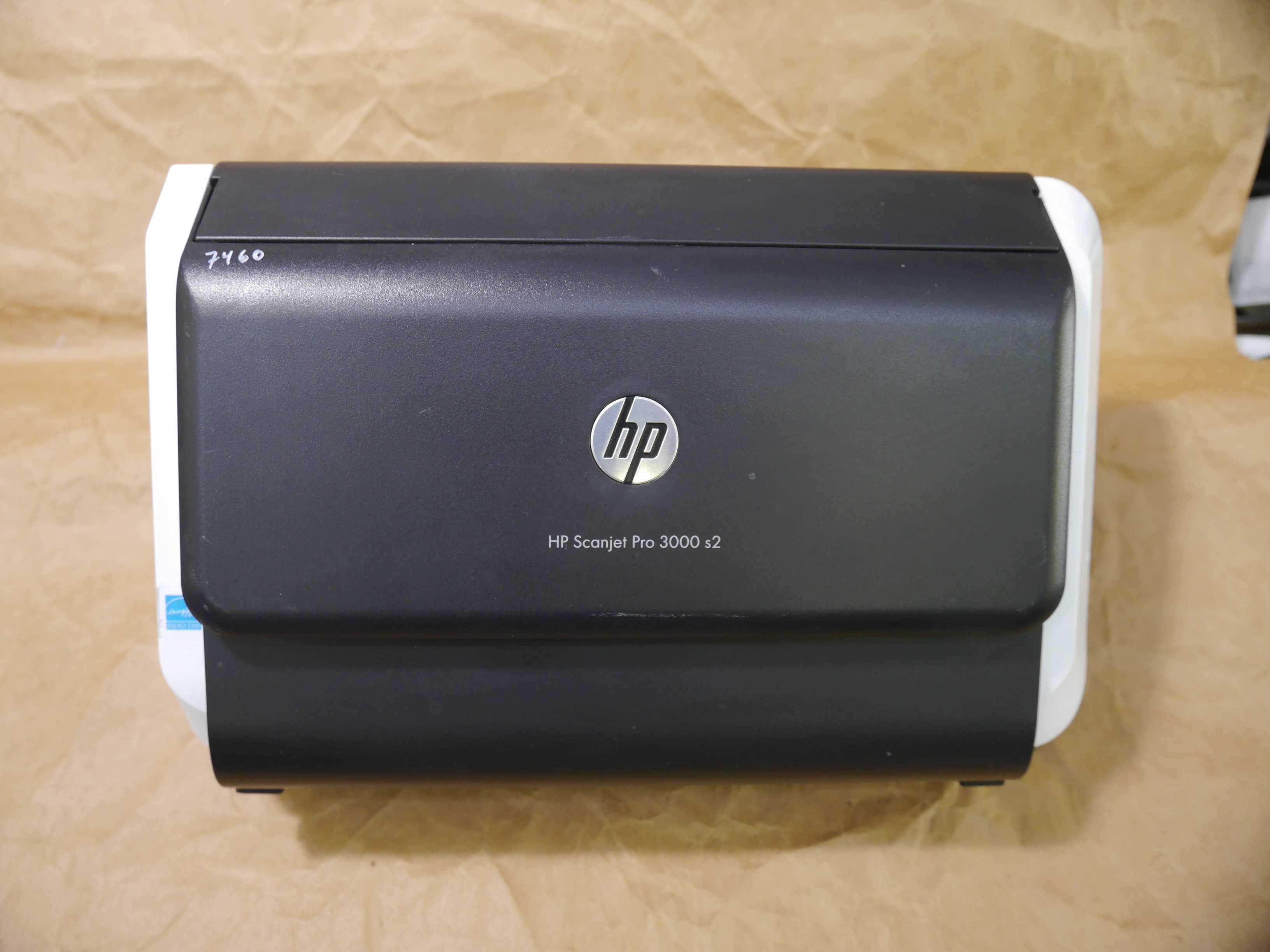 Протяжный документ-сканер HP Scanjet Pro 3000 s2 с полистовой подачей