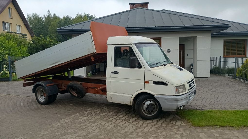 Wywrotka 3.5 T na 3 strony.