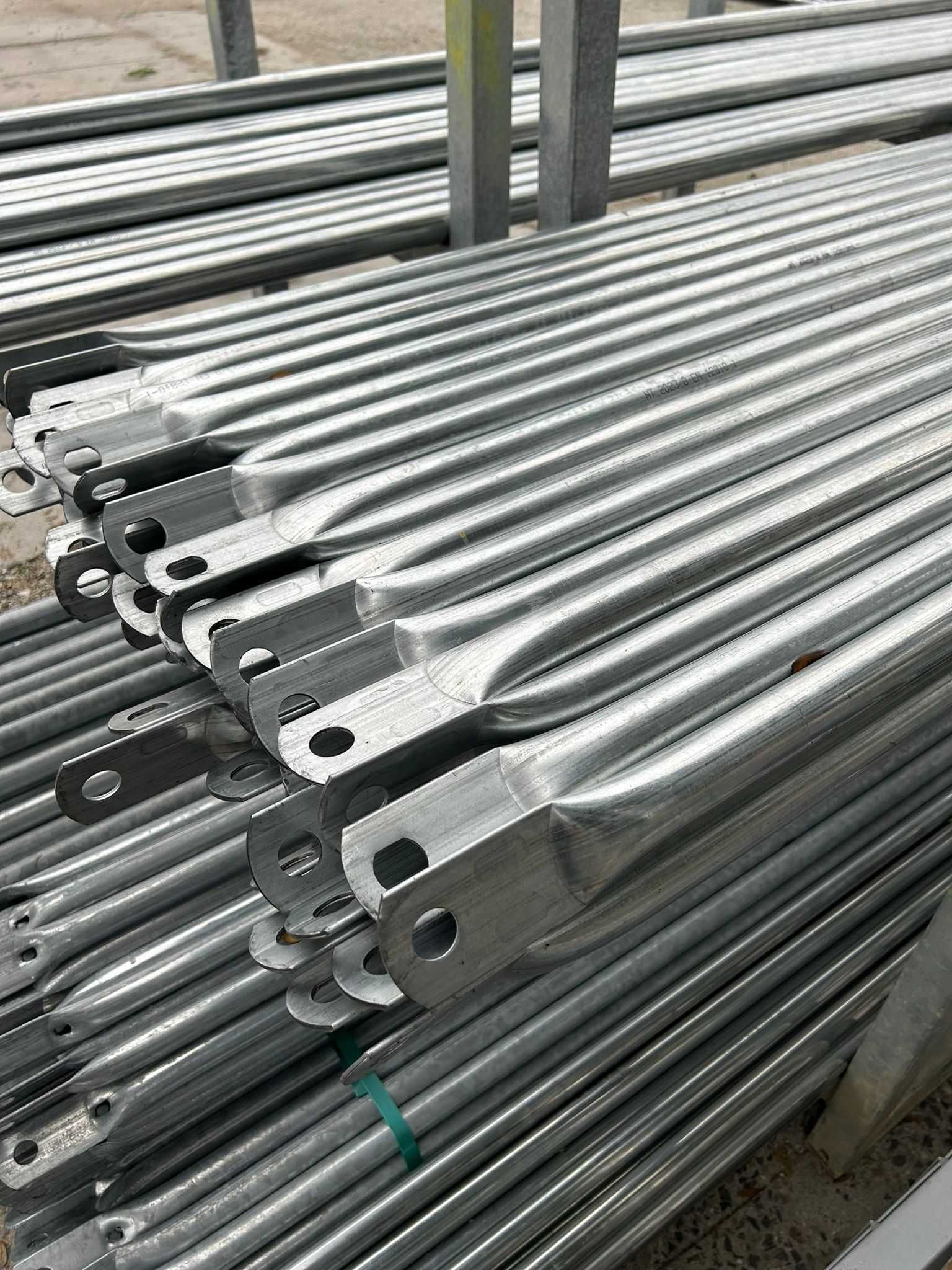 Zestaw rusztowania, idealne na ścianę szczytową typ PLETTAC 113m2 NOWE