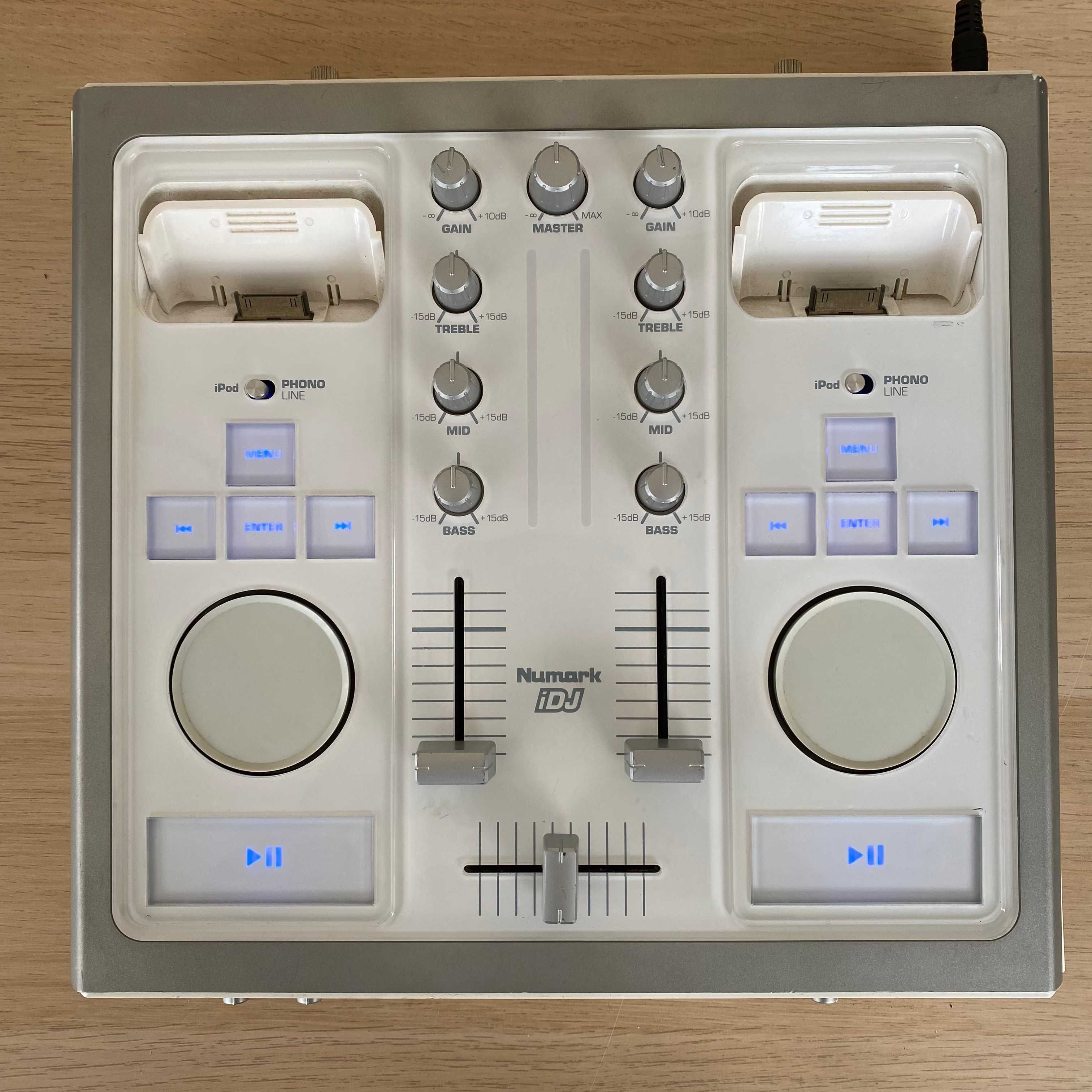 Mesa de mistura Numark iDJ dock para iPODs Como nova!