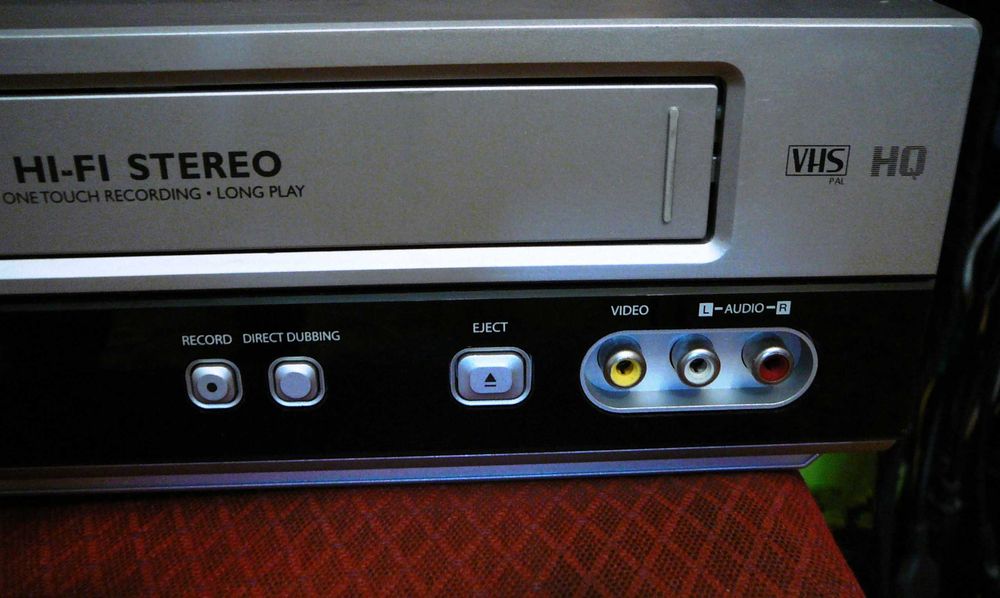 dvd-vhs комбайн philips dvd755vr