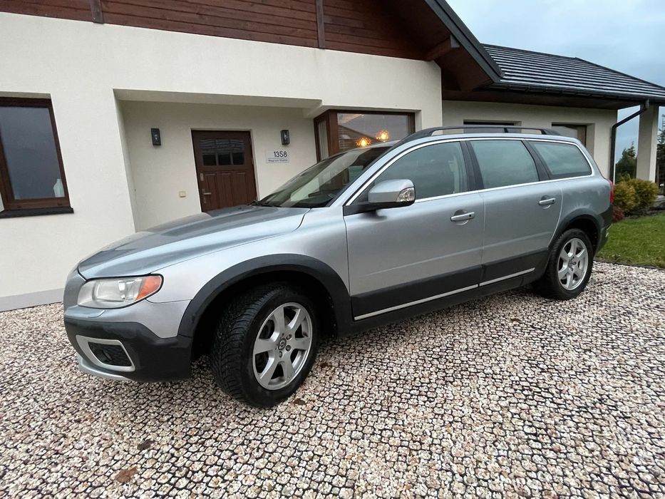 Volvo XC 70 VOLVO XC70 - 2.4D- Salon PL - Automat 4x4, 220KM, D5, Summum