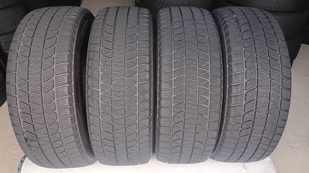 245/65/17 Bridgestone blizzak dm-v3