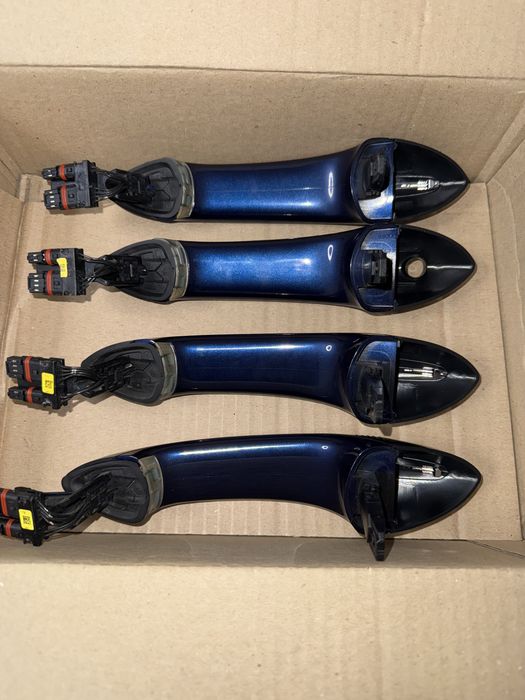 Дверні ручки BMW F10 з безключовим