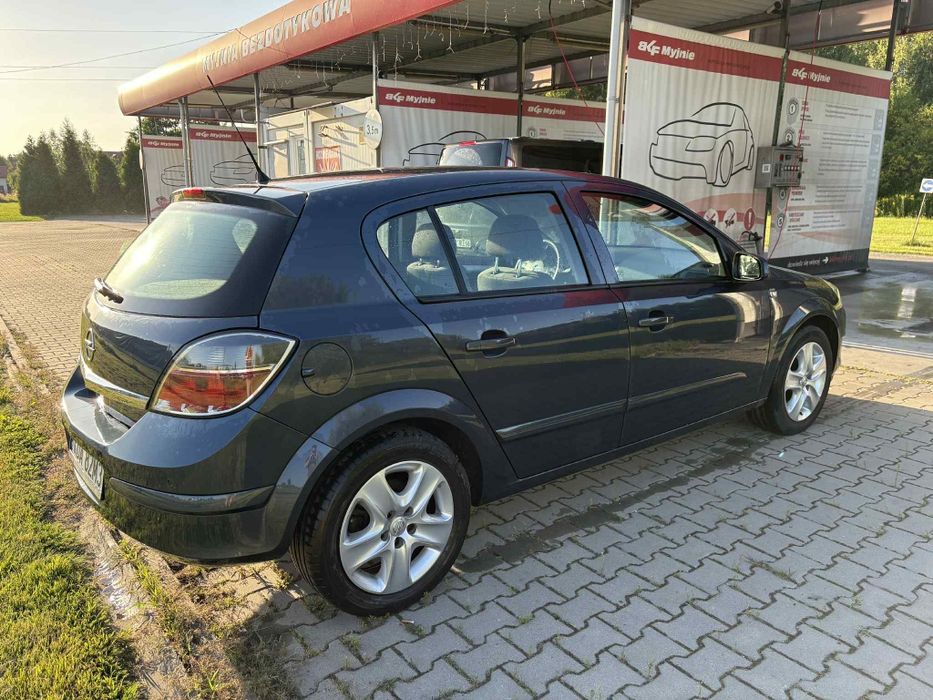 Opel Astra H 1.6