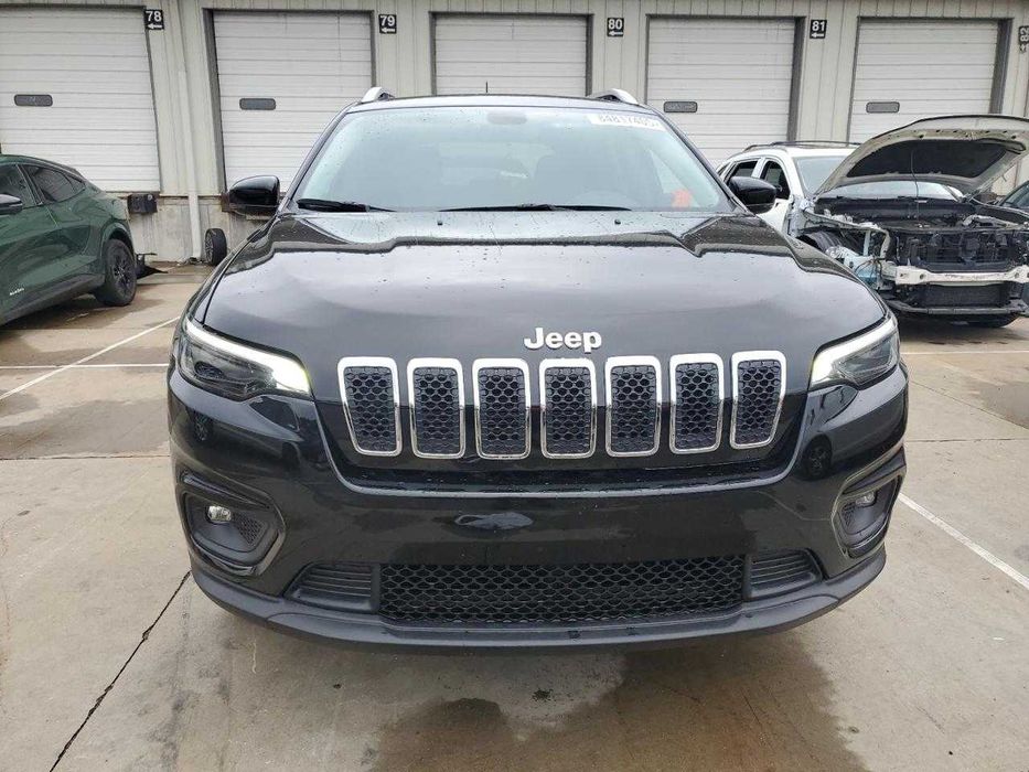 Jeep Cherokee Latitude Plus 2020 /
