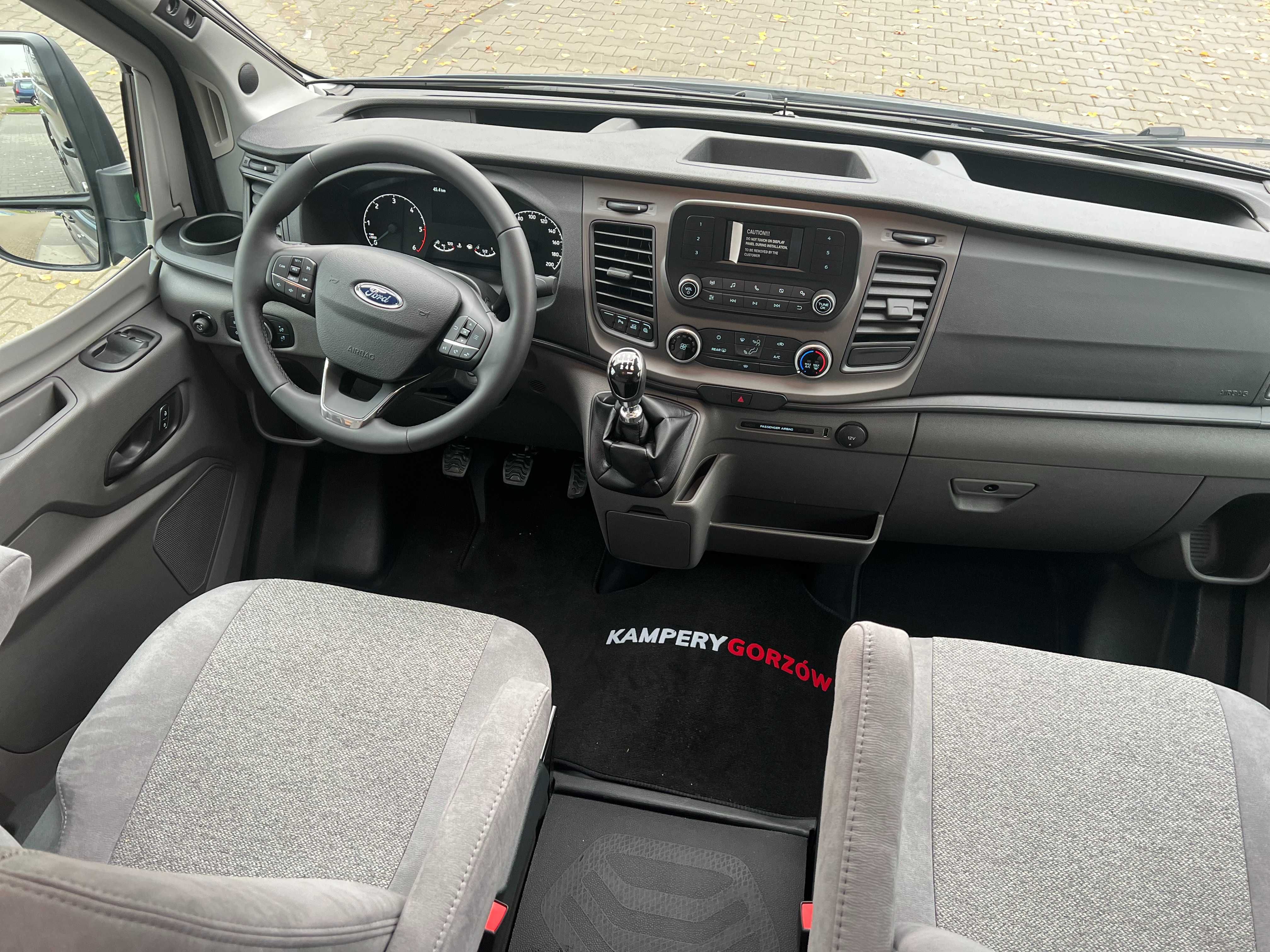 NOWY Kamper Ford Transit 4WD Carado 4x4 CV590 Zimowy