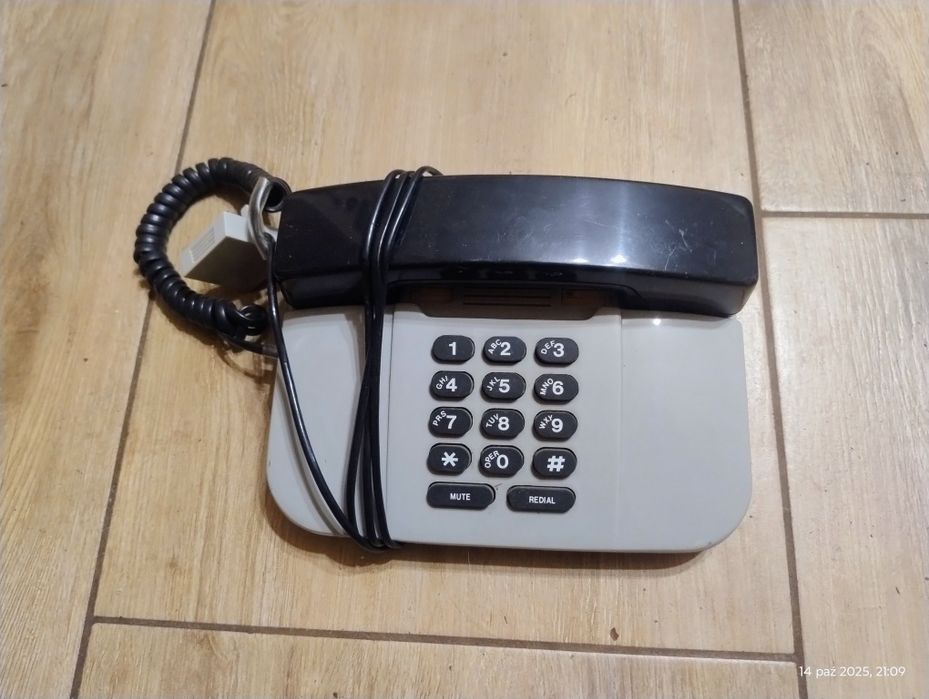 Telefon stacjonarny