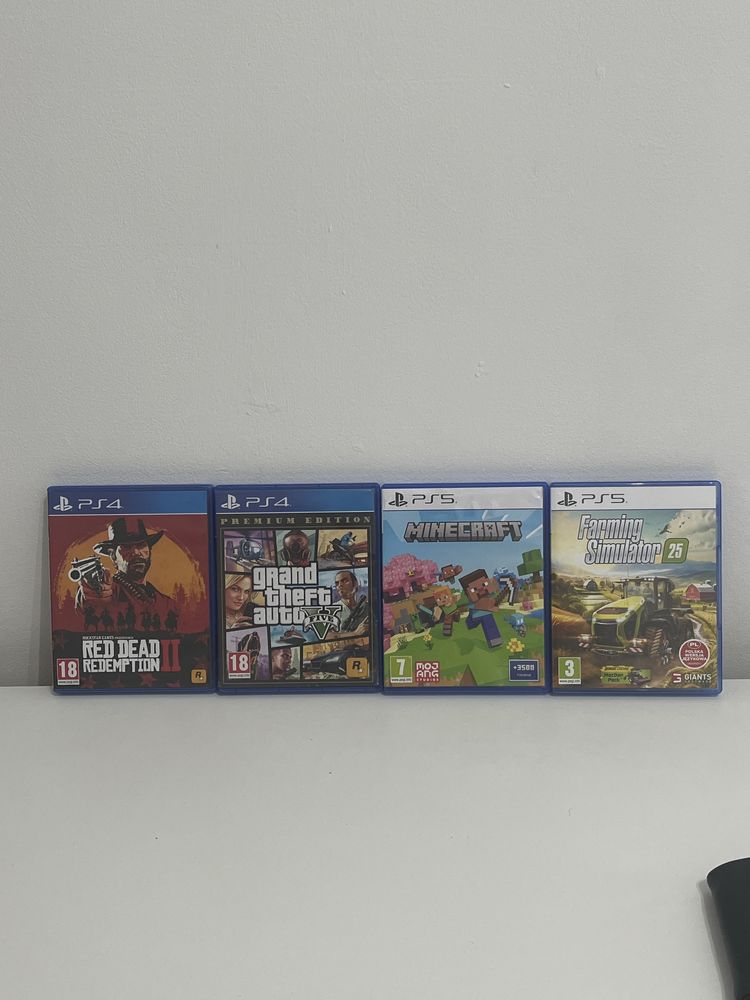Playstation 5 z napędem, padem ,4 grami , pudełkiem