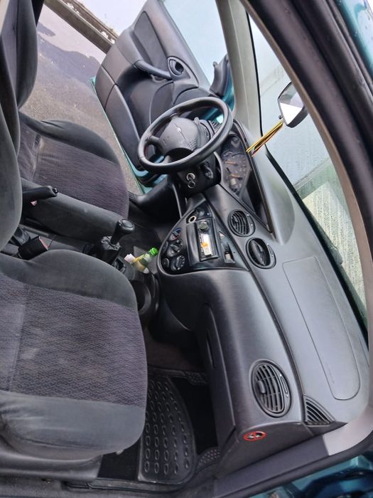 Ford focus 1.4 gasolina