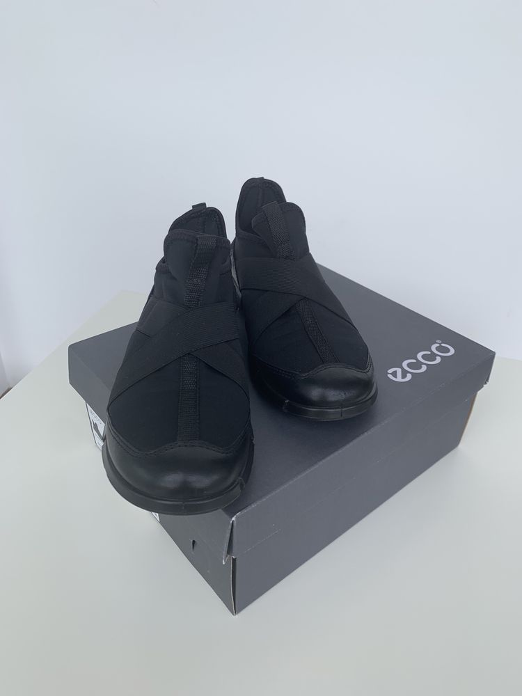 Ecco Instrinsic Sneaker кросівки 33 розмір