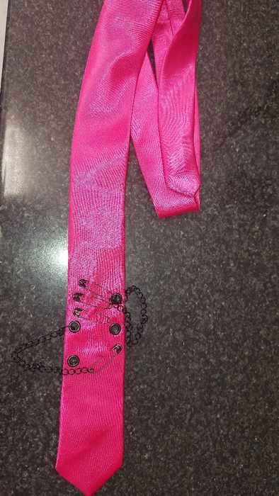 Gravata e luvas de carnaval