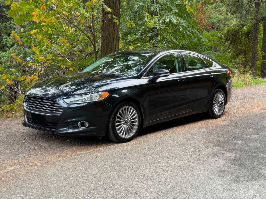Ford Fusion Titanium      2014