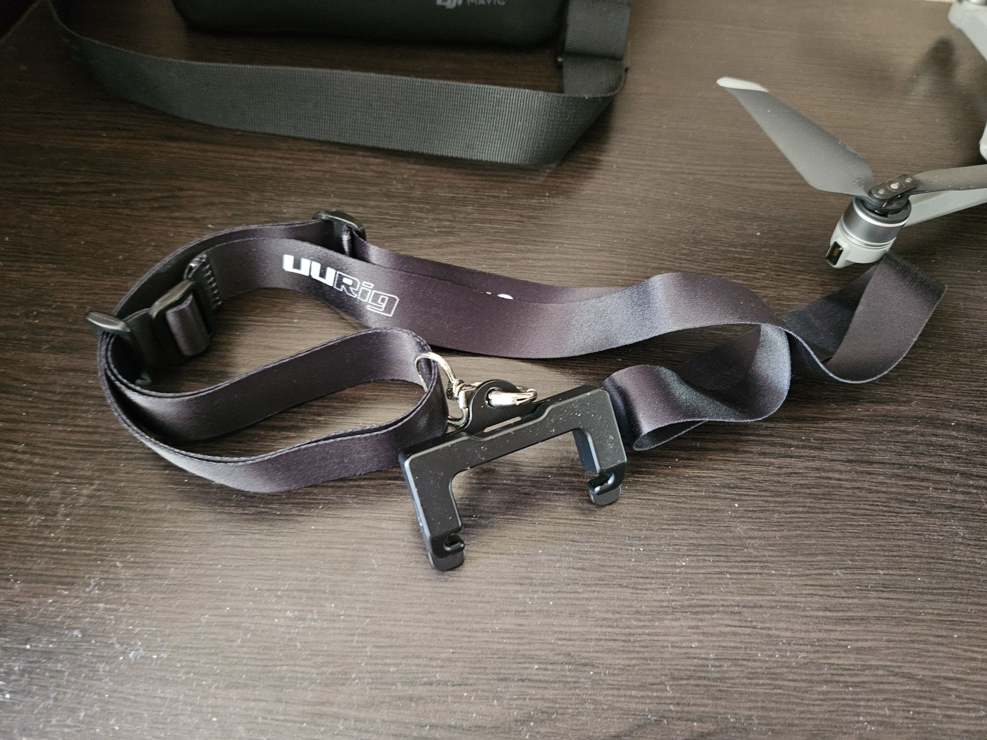 Квадрокоптер DJI Mavic Air 2 Fly More Combo