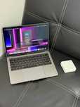Продам срочно Macbook pro 13 2017 i5 8/256 ідеальний стан макбук про